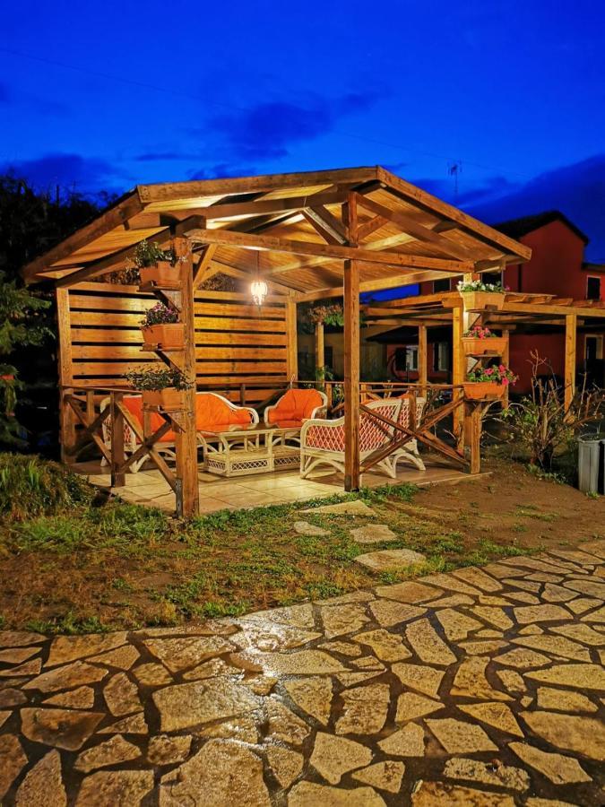 Oasi Di Arcadia 호텔 산타 기울리아 외부 사진